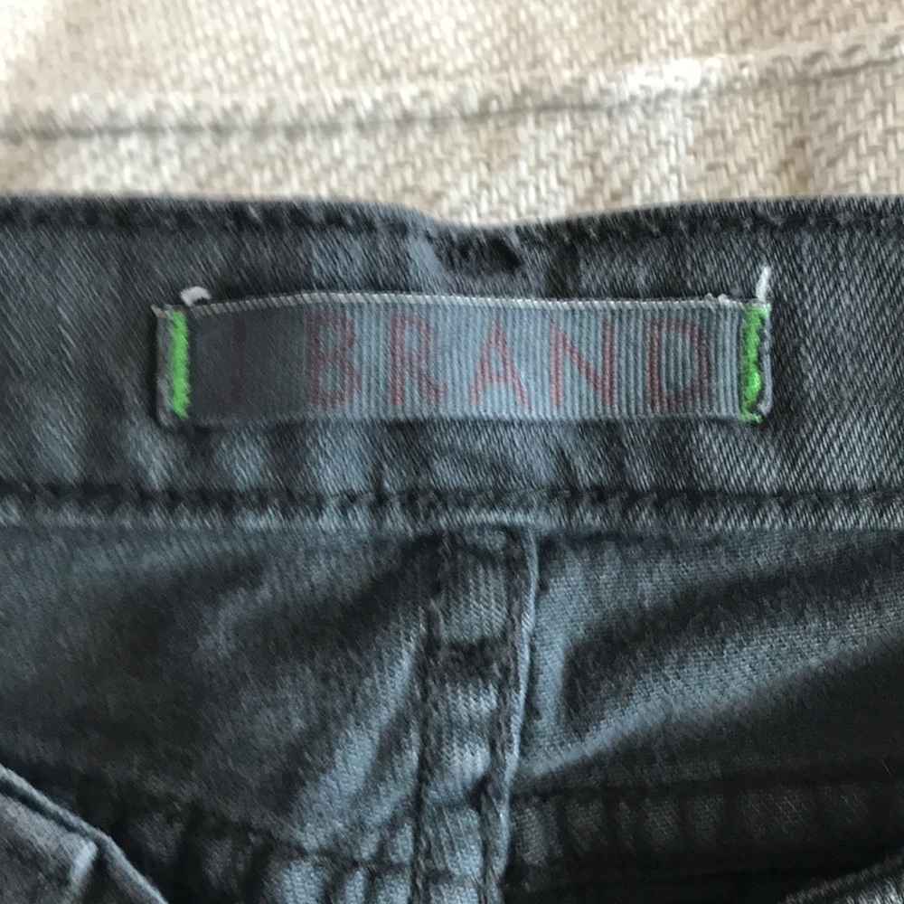 J Brand NWT jeans - Picture 3 of 8